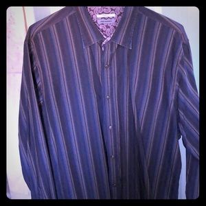Johnston and Murphy Men’s dress shirt